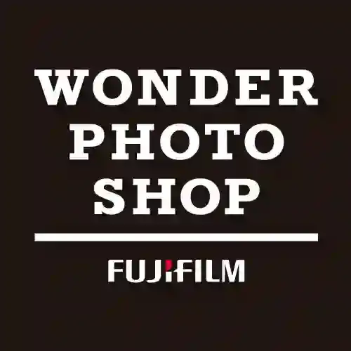 3. wonderphotoshop - Revela't 2026 Logotip Wonder Photo Shop