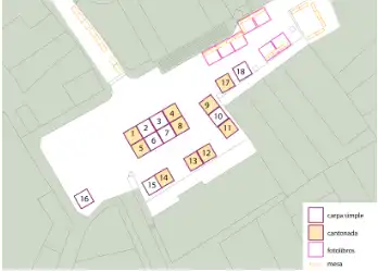 Floor plan map showing two clusters of 16 numbered rooms (1–16) around a white courtyard; legend in bottom-right with color codes for room types.